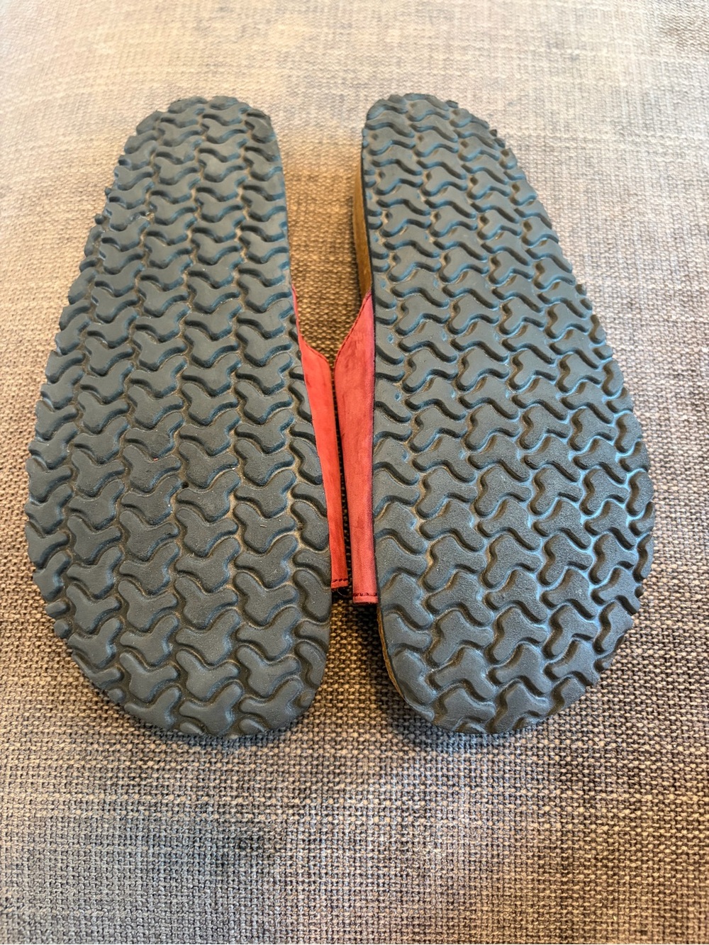 L.L. Bean Women's Raspberry Slide Mules - Picture 3 of 3